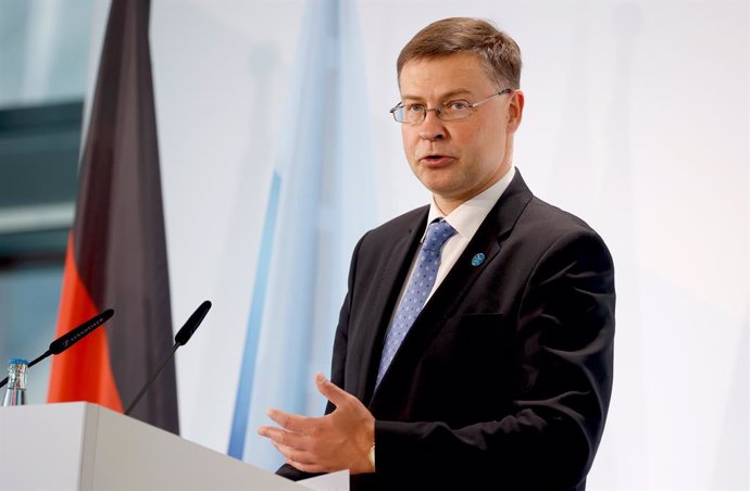 12 September 2020, Berlin: Valdis Dombrovskis, EU Vice-President and Commissioner for Economic and Capital Services, delivers a statement to the media on the second day of the EU Informal Meeting of Ministers for Economic and Financial Affairs. Photo: O