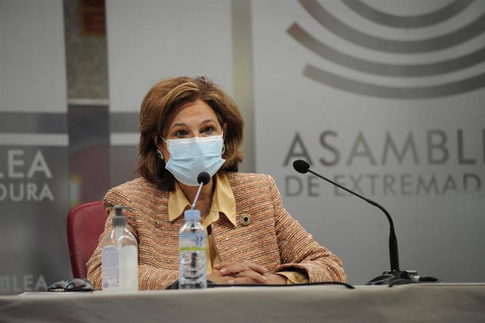 La vicepresidenta primera y consjera de Hacienda y Administración Pública, Pilar Blanco-Morales, en la presentación del proyecto de PGEx para 2021