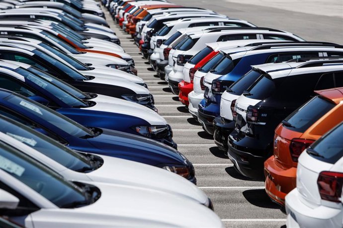 Campa con vehículos de Volkswagen Navarra