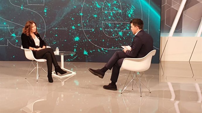 La consejera de Gobernanza Pública y Autogobierno, Olatz Garamendi, en una entrevista en ETB1