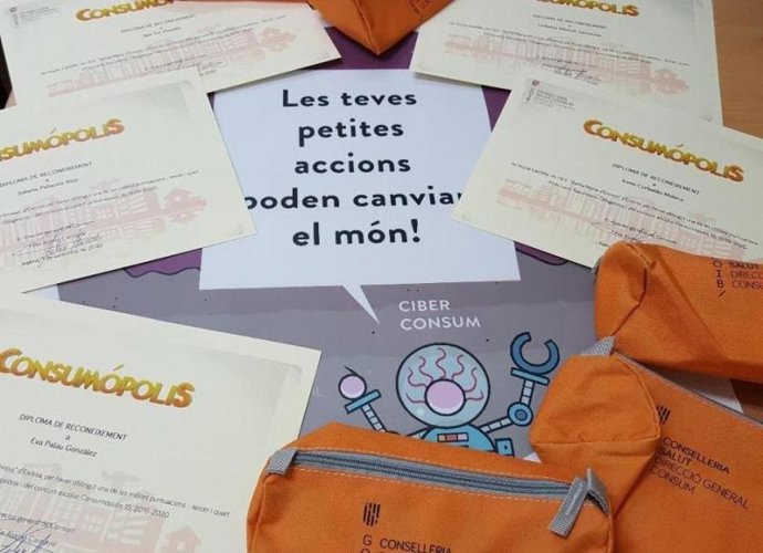 El concurso tiene como objeto sensibilizar a los niños y jóvenes sobre la importancia de consumir de forma consciente, crítica, solidaria y responsable.