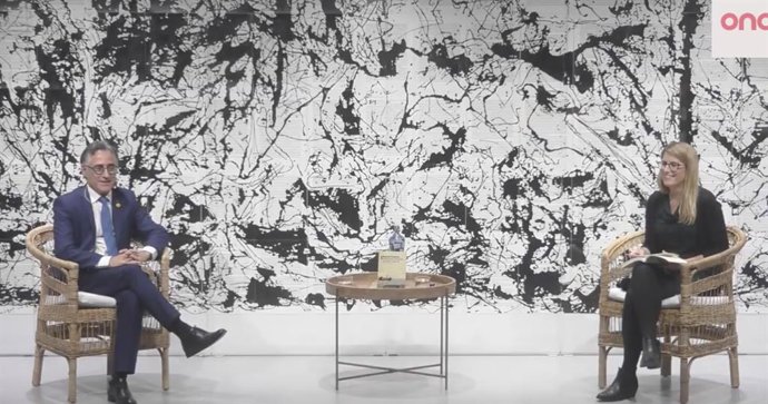 El conseller Ramon Tremosa i la vicepresidenta de JxCat, Elsa Artadi