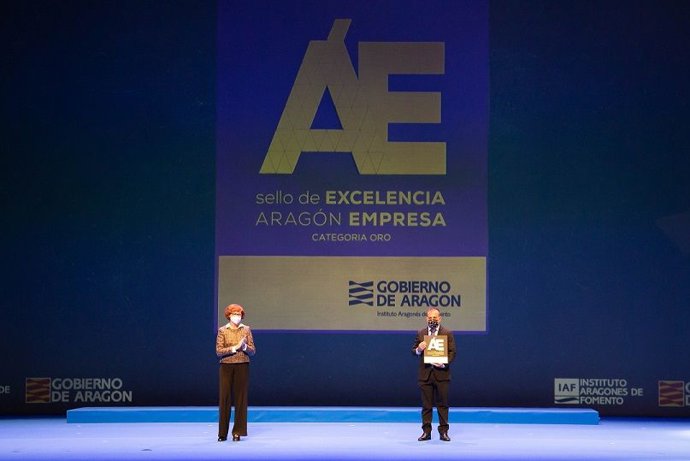 Antonio Matoral, Director General de MasterD, recoge el Sello de Oro de Excelencia Empresarial