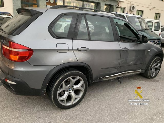 Vehículo intervenido por la Guardia Civil