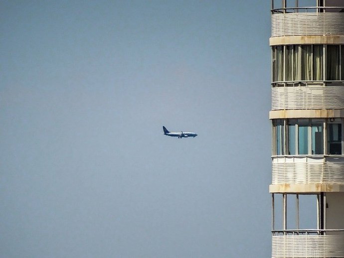 Avión, ruido, ciudad