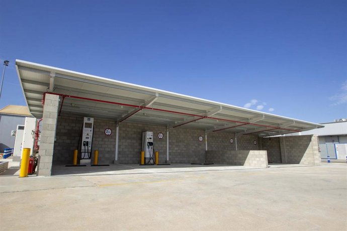 Endesa X ejecuta las obras de una electrolinera en el polígono industrial de Santa Oliva (Tarragona)