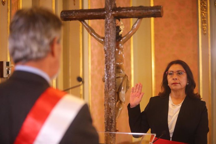 Verónica Bermúdez, nueva primera ministra de Perú