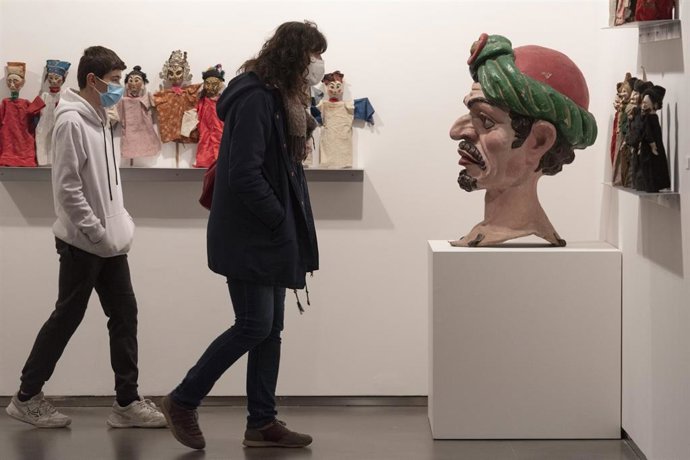 Exposición 'Arte Ingenuo. Colección Santos Lloro', organizada por la Diputación Provincial de Huesca.