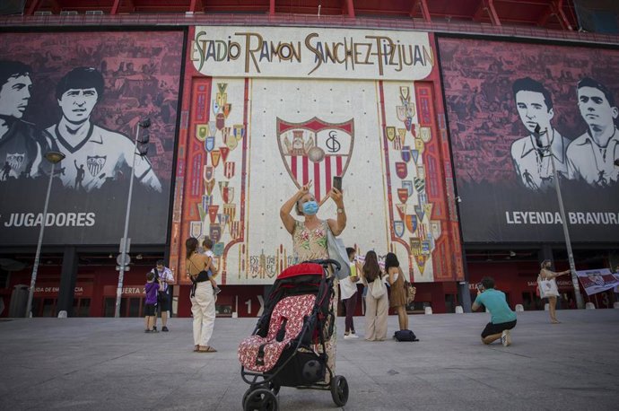 Exteriores del Ramón Sánchez-Pizjuán