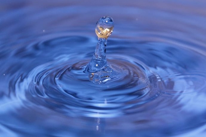 Ekl agua puede existir en dos estados líquidos que no se mezclan