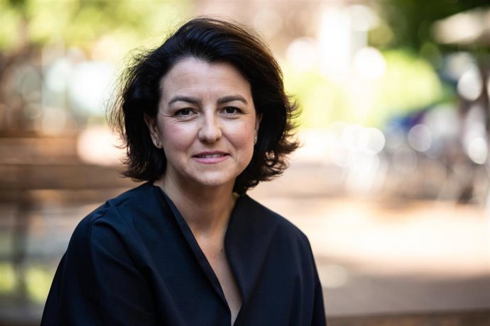 La portavoz del PSC en el Parlament de Catalunya, Eva Granados, posa tras una entrevista para Europa Press, en la sede de la Agencia en Barcelona, Catalunya (España) a 6 de agosto de 2020.