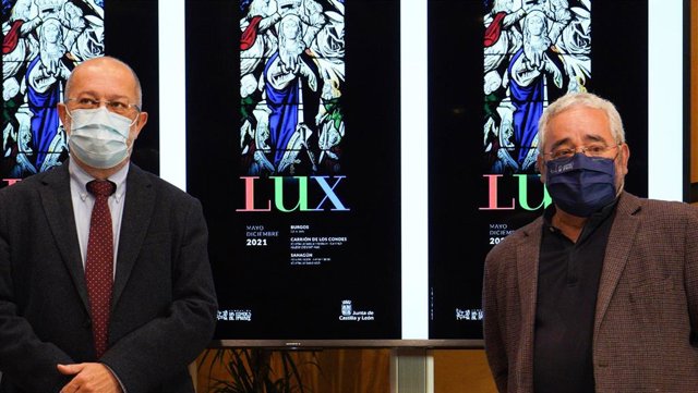 Francisco igea (I) y Gonzalo Jiménez (D) presentan el cartel de la edición 'Lux' de Las Edades del Hombre.
