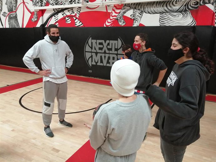 El jugador de baloncesto Ricky Rubio impulsa el Proyecto Luca