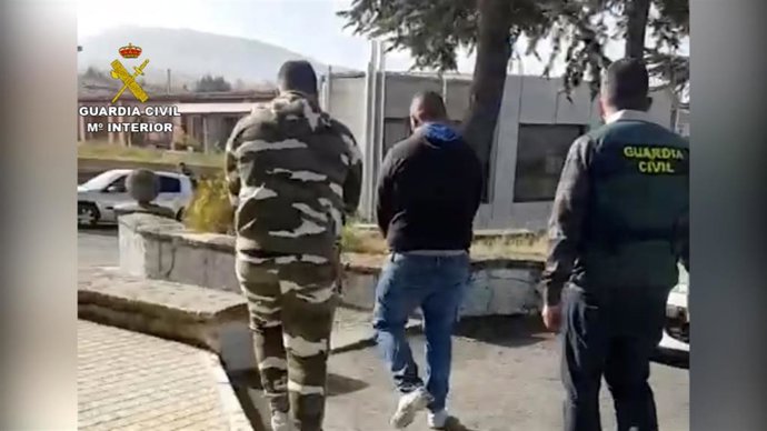 Detención en la operación contra una banda que robaba a repartidores en ruta.