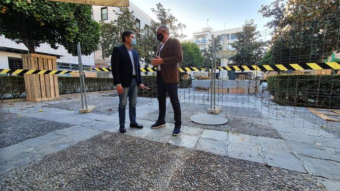 Pimentel y Aumesquet, en la plaza de la Magdalena