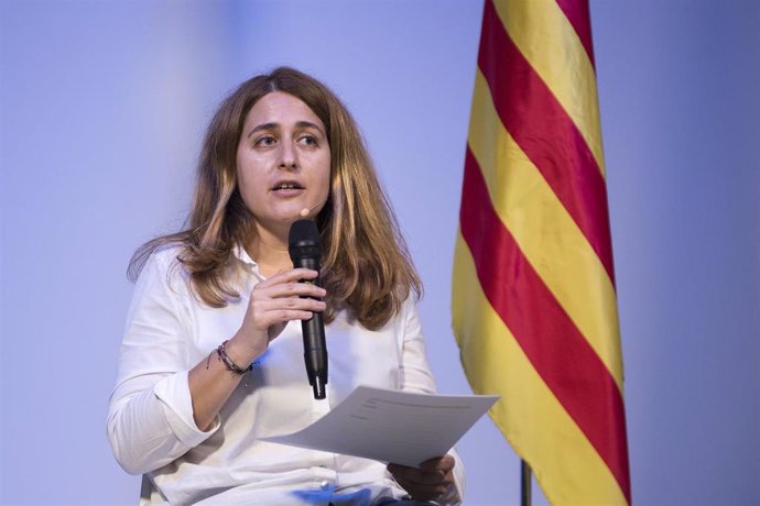 La excoordinadora general del PDeCAT, Marta Pascal, interviene tras haber sido elegida este sábado secretaria general del nuevo Partit Nacionalista de Catalunya (PNC).