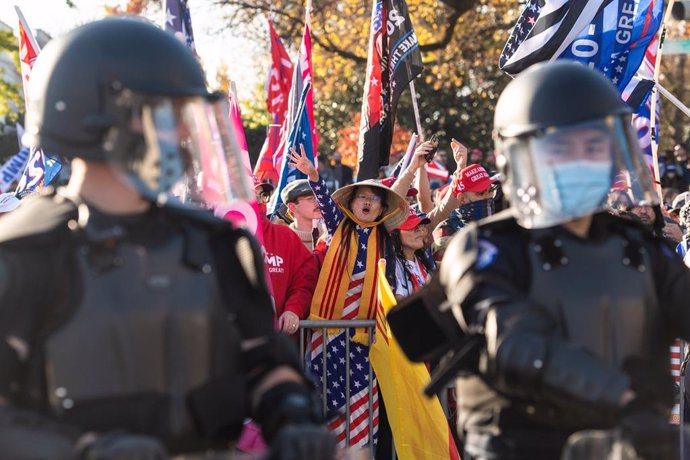 14 November 2020, US, Washington: Supporters of the USPresident Donald Trump take part in the 'Million Maga March' protest against the results of the 2020 presidential election. Photo: -/Imagespace via ZUMA Wire/dpa