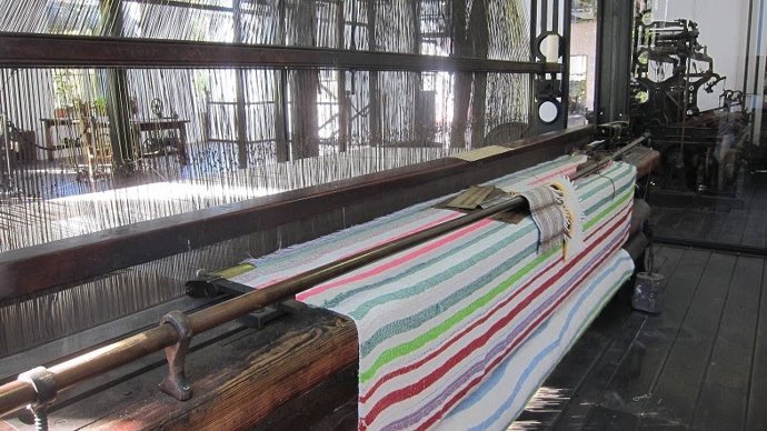 Centenario telar jacquard de La Encartada Fabrika-Museoa