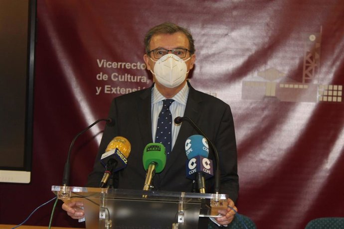 El candidato a rector de la UCLM, Miguel Ángel Collado