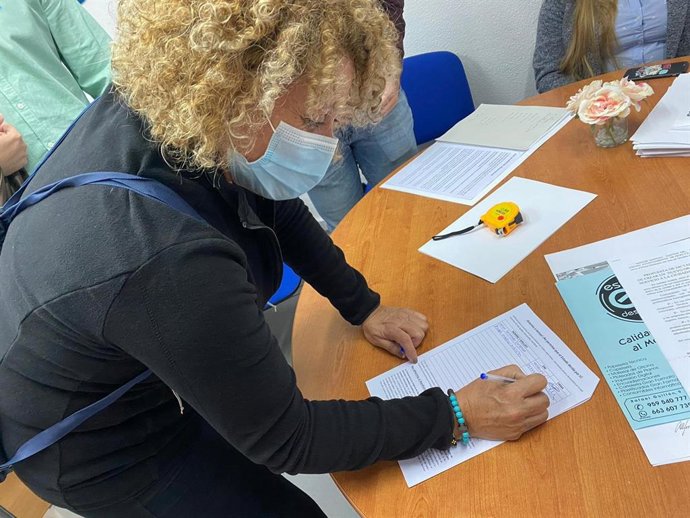 Marín firma contra la Ley Celaá