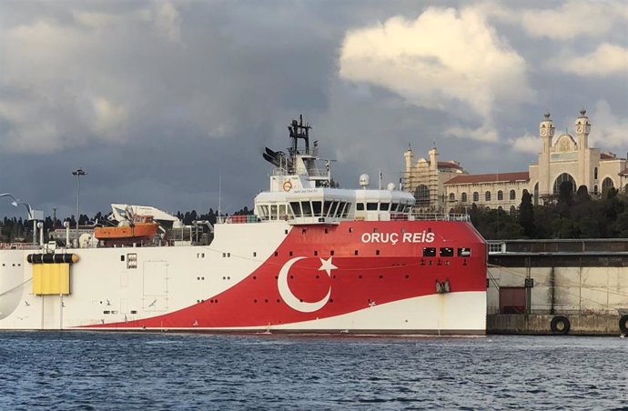 El barco de prospección de hidrocarburos turco 'Oruc Reis' en el Mediterráneo oriental