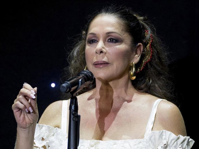 Isabel Pantoja performs during the launching of her new album 'Hasta Que Se Apague El Sol', composed by the mexican song writer Juan Gabriel, who died last August, at Teatro Real carlos III.