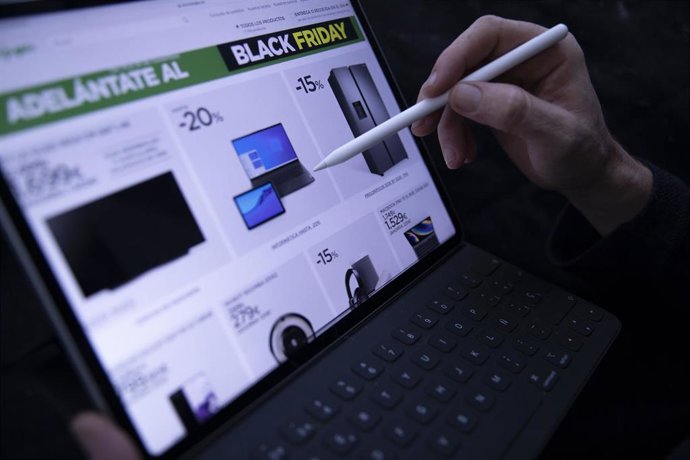 Cartel publicitario del Black Friday en ventas online