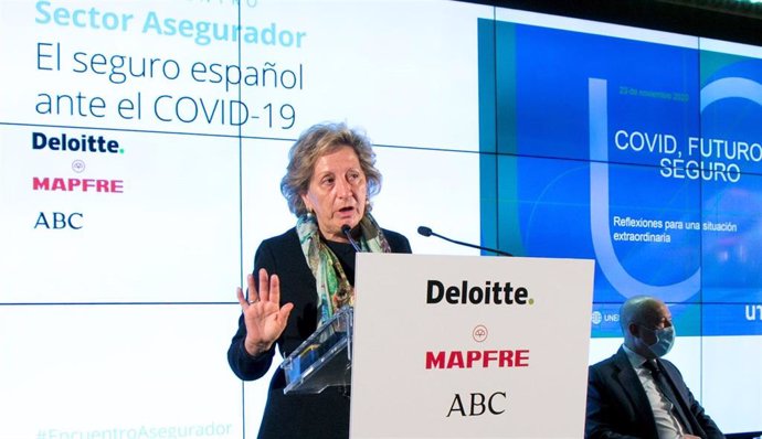 La presidenta de Unespa, Pilar González de Frutos, en el XXVII Encuentro del Sector Asegurador organizado por Deloitte, Mapfre y 'ABC' el 23 de noviembre de 2020.