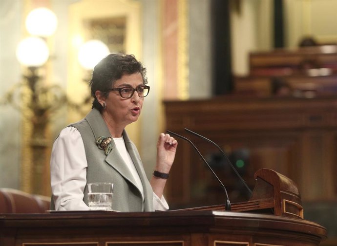 La ministra de Asuntos Exteriores, Unión Europea y Cooperación,Arancha González Laya, interviene durante una sesión plenaria en el Congreso de los Diputados, en Madrid, (España), a 28 de octubre de 2020. Esta intervención se produce tras una sesión de c