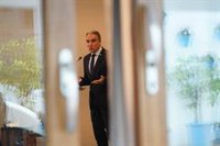 Bendodo destaca la "leve mejora, no suficiente" en datos COVID y espera que la Navidad "pueda ser lo más normal posible"