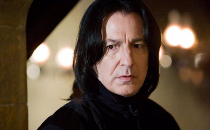 Alan Rickman es Severus Snape en la saga Harry Potter