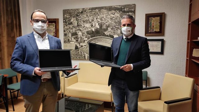 Sutil (d), en el IES Huarte de San Juan.