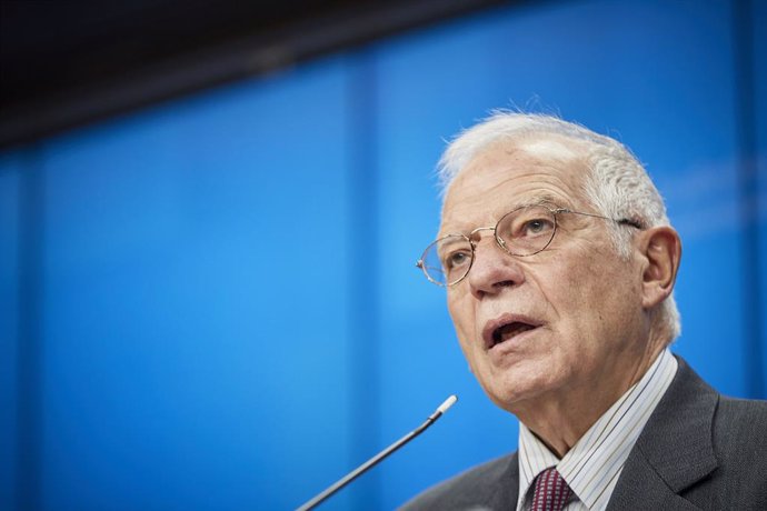 HANDOUT - 20 November 2020, Belgium, Brussels: EU High Representative of the European Union for Foreign Affairs and Security Policy Josep Borrell attends a press conference after the EU Defence Ministers' conference meeting. Photo: Mario Salerno/Europea
