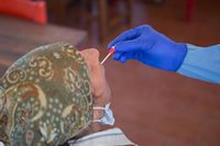 Andalucía sigue última comunidad en tasa de pruebas Covid por 1.000 habitantes aunque es tercera en cifras absolutas