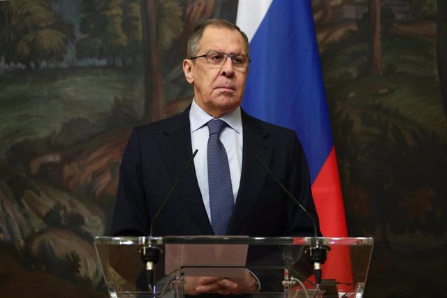 HANDOUT - 17 November 2020, Russia, Moscow: Russian Foreign Minister Sergey Lavrov attends a joint press conference with Peter Maurer (not pictured), President of the International Committee of the Red Cross, after their meeting. Photo: -/Russian Foreign 