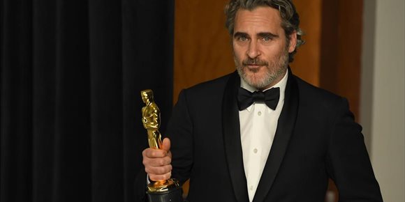 2. Joaquin Phoenix negocia para protagonizar la nueva película de terror de Ari Aster