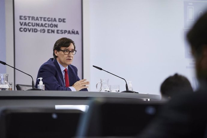 El ministro de Sanidad, Salvador Illa, interviene durante una rueda de prensa posterior al Consejo de Ministros celebrado en Moncloa, Madrid (España), a 24 de noviembre de 2020.