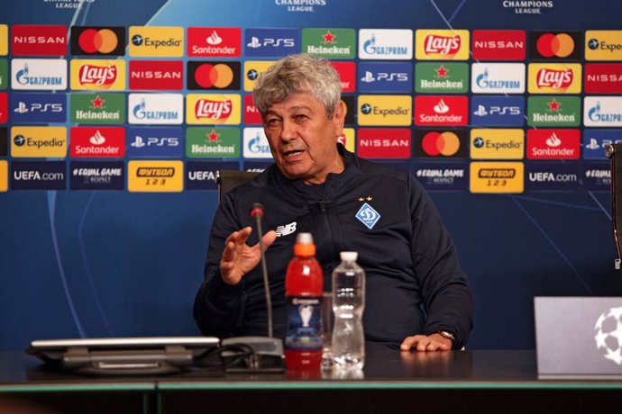 19 October 2020, Ukraine, Kyiv: Dynamo Kyiv coach Mircea Lucescu attends a press conference ahead of Tuesday's UEFA Champions League Group G soccer match against Juventus FC. Photo: -/Ukrinform/dpa