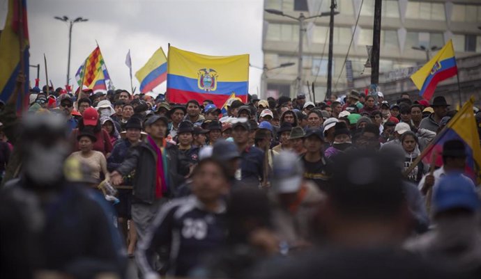 Protestas en Quito contra la eliminación de las ayudas a los combustibles propuesta por el presidente de Ecuador, Lenín Moreno.