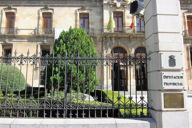 Fachada de la Diputación de Jaén, en una imagen de archivo