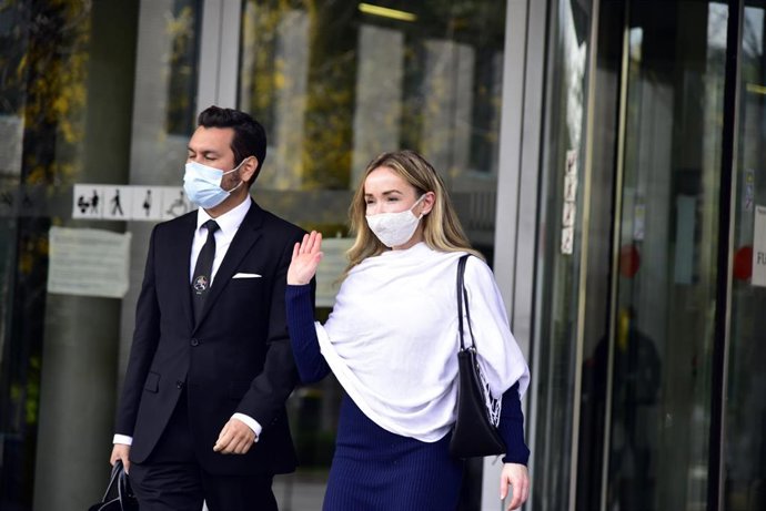 La esposa de Josep Maria Mainat, Angela Dobrowolski, llega al juzgado en Barcelona, en la Ciutat de la Justícia de Barcelona, Catalunya (España) a 25 de octubre de 2020. 