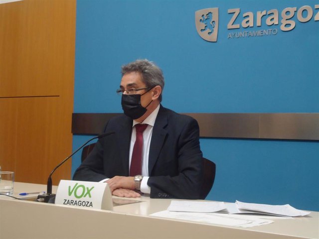 El portavoz de VOX en el Ayuntamiento de Zaragoza, Julio Calvo