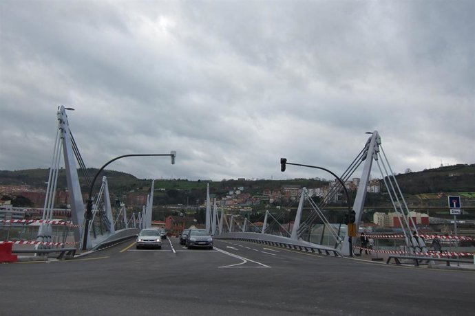 Jornada nubosa en Bilbao
