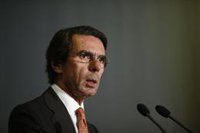 Aznar echa en falta líderes liberales y dice que "callarse" ante la "deriva" de lo que pasa en España es ser "cómplice"