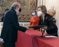 Zurita recibe con "orgullo y pudor" el XXIV Premio Reina Sofía de Poesía Iberoamericana