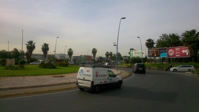 Rotonda de la autovía de Coria donde será instalada la pasarela