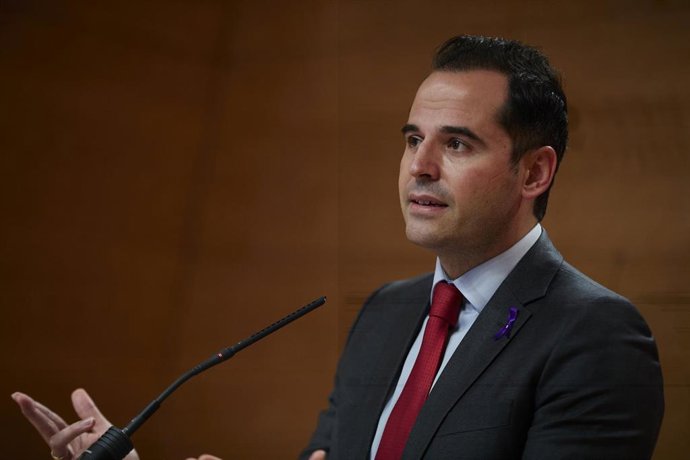 El vicepresidente, consejero de Deportes, Transparencia y portavoz, Ignacio Aguado