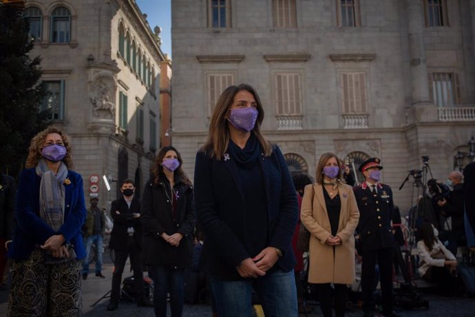 La consellera de la Presidencia y portavoz del Govern, Meritxell Budó, durante el acto institucional del 25-N, Día Internacional para la Eliminación de la Violencia contra la Mujer, en Barcelona (España), a 25 de noviembre de 2020.