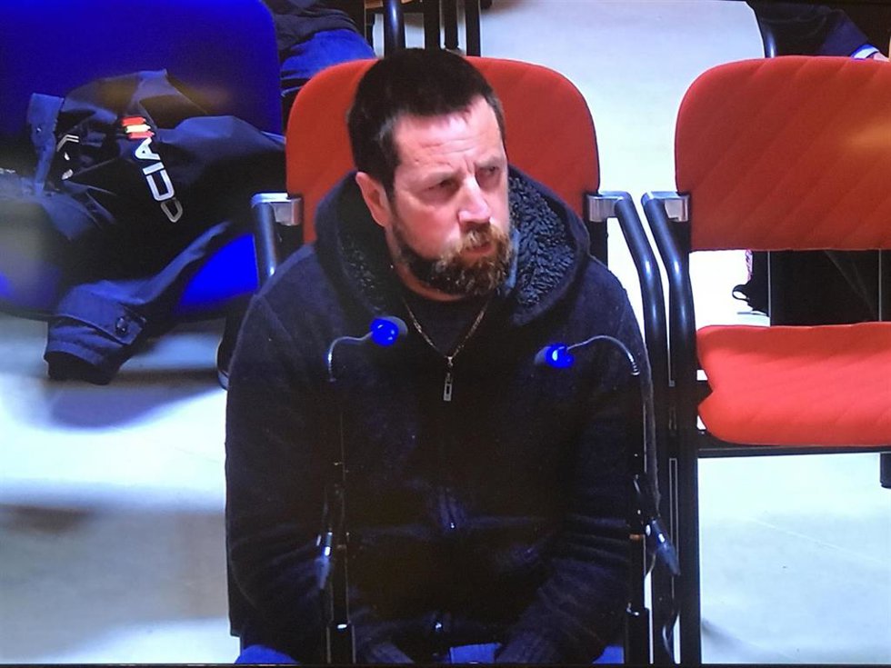 Xuízo contra José Enrique Abuín, alias O Chicle, polo intento de rapto dunha moza en Boiro.