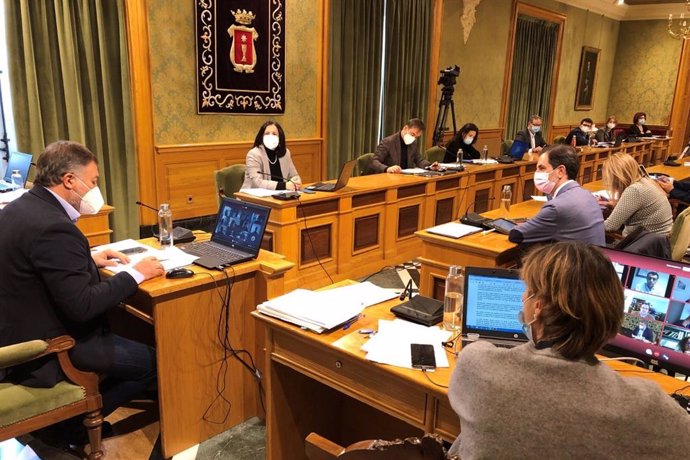 El Pleno de Cuenca aprueba destinar el 20% del superávit a gasto social por los afectados de la COVID